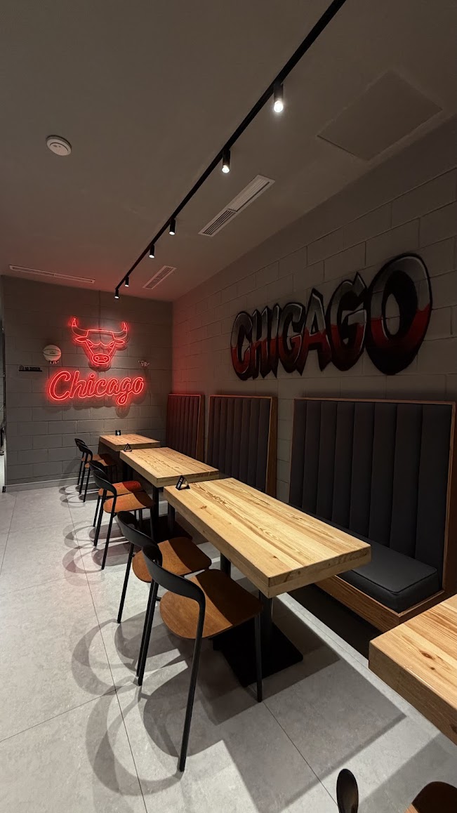 Chicago Burger interior